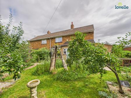 3 bedroom Semi-detached house for sale in Brigg Road, Lincoln, LN2