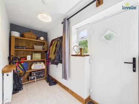 3 bedroom Semi-detached house for sale in Brigg Road, Lincoln, LN2