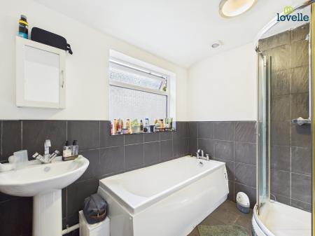 4 bedroom Terraced House for sale in Ely Street, Lincoln, LN1