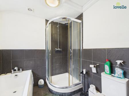 4 bedroom Terraced House for sale in Ely Street, Lincoln, LN1