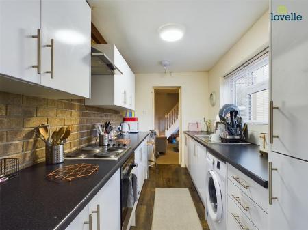 3 bedroom End of terrace house to let in Newland Street West, Lincoln