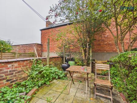 4 bedroom Terraced House for sale in Ely Street, Lincoln, LN1