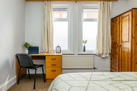 4 bedroom Terraced House for sale in Ely Street, Lincoln, LN1