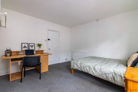 4 bedroom Terraced House for sale in Ely Street, Lincoln, LN1