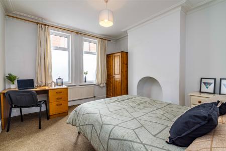 4 bedroom Terraced House for sale in Ely Street, Lincoln, LN1