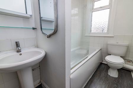 4 bedroom Terraced House for sale in Ely Street, Lincoln, LN1