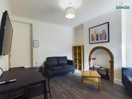 4 bedroom House to let in Westbourne Grove, Lincoln