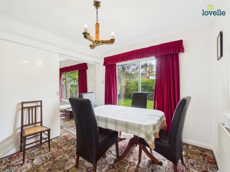 4 bedroom Detached house for sale in Thonock Close, Lincoln, LN1