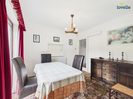 4 bedroom Detached house for sale in Thonock Close, Lincoln, LN1