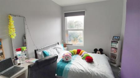 4 bedroom Terraced House to let in West Parade, Lincoln