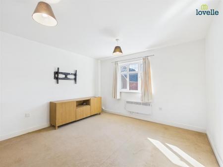 2 bedroom Apartment to let in Flaxley Close, Lincoln