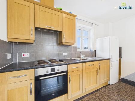 2 bedroom Apartment to let in Flaxley Close, Lincoln