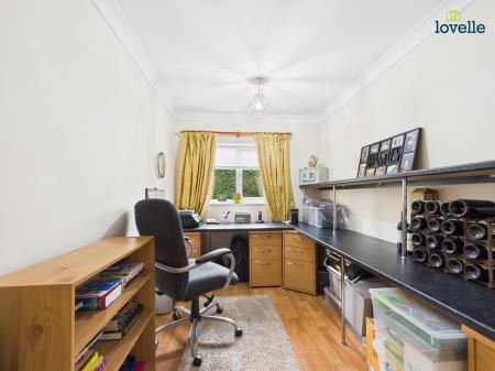 4 bedroom Bungalow for sale in Mill Lane, Saxilby, LN1