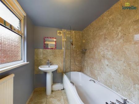 3 bedroom Terraced House to let in Scorer Street, Lincoln