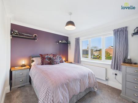 4 bedroom Detached house for sale in Woods End, Dunholme, LN2