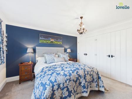 4 bedroom Detached house for sale in Woods End, Dunholme, LN2