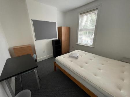 6 bedroom Terraced House to let in Foster Street, Lincoln