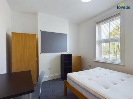 6 bedroom Terraced House to let in Foster Street, Lincoln