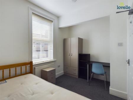 6 bedroom Terraced House to let in Foster Street, Lincoln