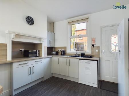 6 bedroom Terraced House to let in Foster Street, Lincoln