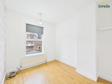 2 bedroom Terraced House to let in Henley Street, Lincoln