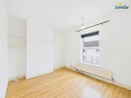 2 bedroom Terraced House to let in Henley Street, Lincoln