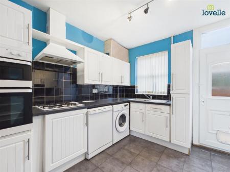 2 bedroom Terraced House to let in Henley Street, Lincoln