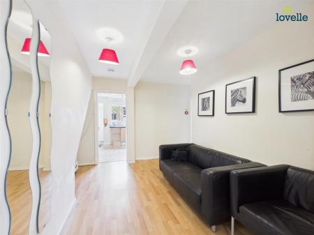 4 bedroom Terraced House to let in Staunton Court, Lincoln