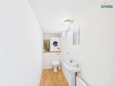 4 bedroom Terraced House to let in Staunton Court, Lincoln