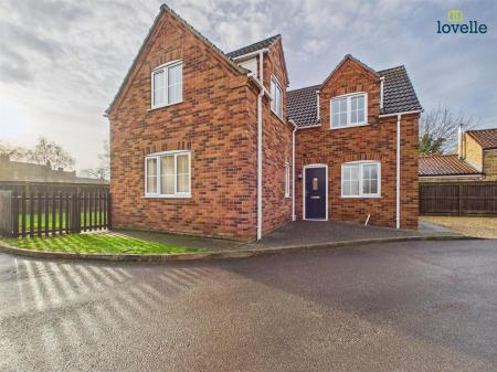 2 bedroom Detached house to let in Blacksmiths Close, Bardney, Lincoln