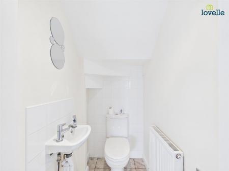 2 bedroom Detached house to let in Blacksmiths Close, Bardney, Lincoln