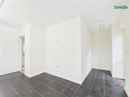 2 bedroom Detached house to let in Blacksmiths Close, Bardney, Lincoln