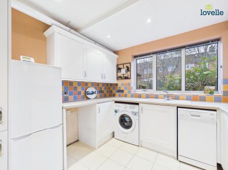 2 bedroom Terraced House for sale in Aylesby Close, Lincoln, LN1