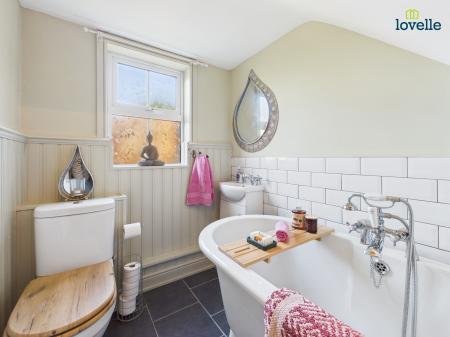 3 bedroom Semi-detached house for sale in Manor Cottage Apley, Market Rasen, LN8