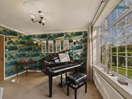 3 bedroom Detached house for sale in High Street, North Kelsey, LN7