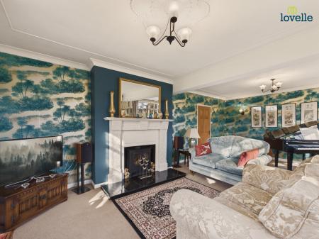 3 bedroom Detached house for sale in High Street, North Kelsey, LN7