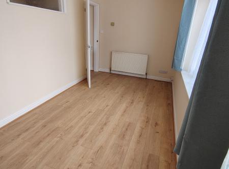 Newmarket, Louth, LN11