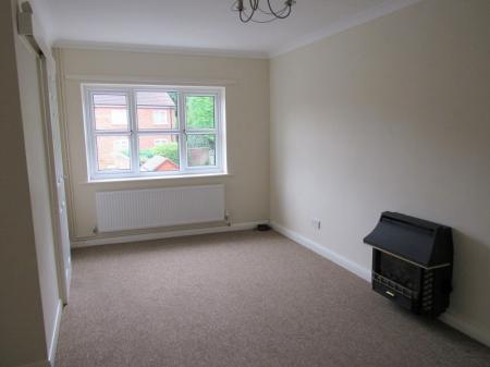 2 bedroom Flat to let in Queen Street, Louth, LN11