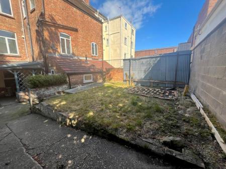1 bedroom Flat to let in Prince Alfred Avenue, Skegness, PE25
