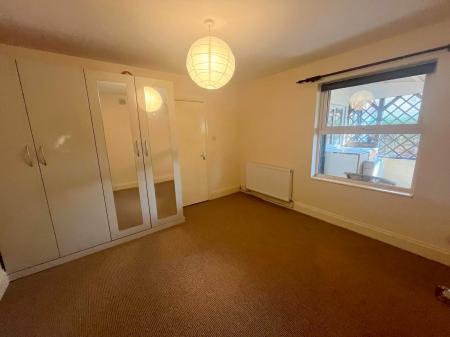 1 bedroom Flat to let in Prince Alfred Avenue, Skegness, PE25