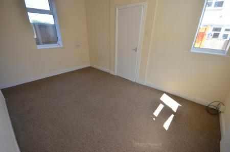 1 bedroom Flat to let in Victoria Road, Mablethorpe, LN12