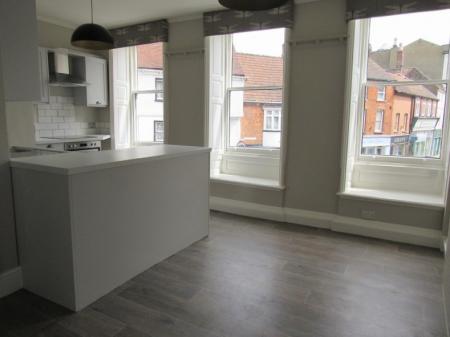2 bedroom Flat to let in Church Close, Louth, LN11