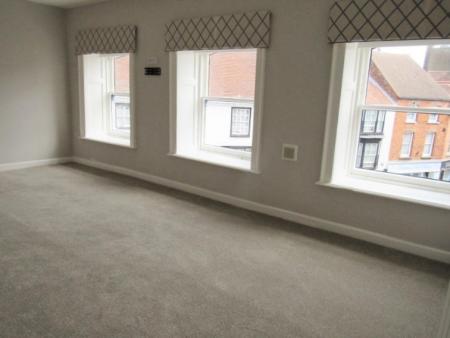 2 bedroom Flat to let in Church Close, Louth, LN11