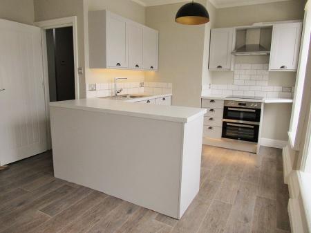 2 bedroom Flat to let in Church Close, Louth, LN11