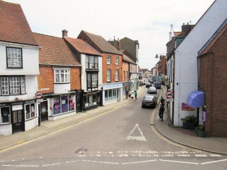 2 bedroom Flat to let in Church Close, Louth, LN11