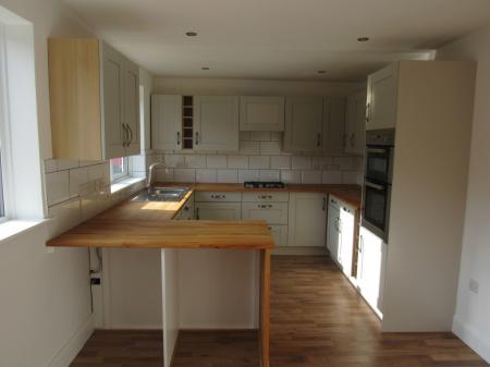 3 bedroom Semi-detached house to let in Ramsgate, Louth, LN11