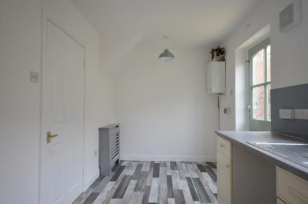 1 bedroom Terraced House to let in Station Approach, Louth, LN11