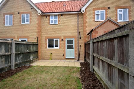1 bedroom Terraced House to let in Station Approach, Louth, LN11