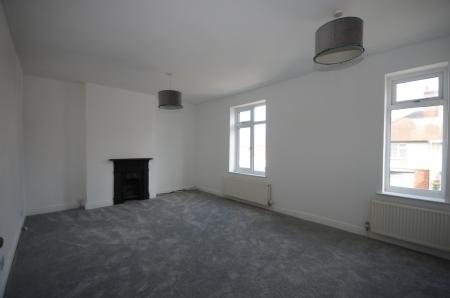 4 bedroom Semi-detached house to let in Victoria Road, Mablethorpe, LN12