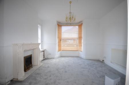 4 bedroom Semi-detached house to let in Victoria Road, Mablethorpe, LN12